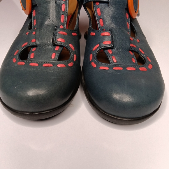 John Fluevog Black and Orange Clogs with Bold Design - Picture 5 of 12